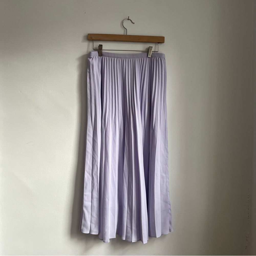 Pleated Uniqlo lavender maxi skirt